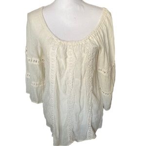 Wrangler | Women’s White loose fit over sized blouse with crochet details size S